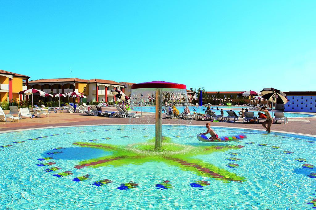 Villaggio Ai Pini Duna Verde Exterior foto